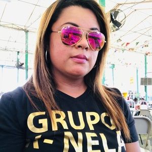 Meet your Posher, Alexandra